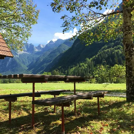 Hisa Patricija Appartement Soča